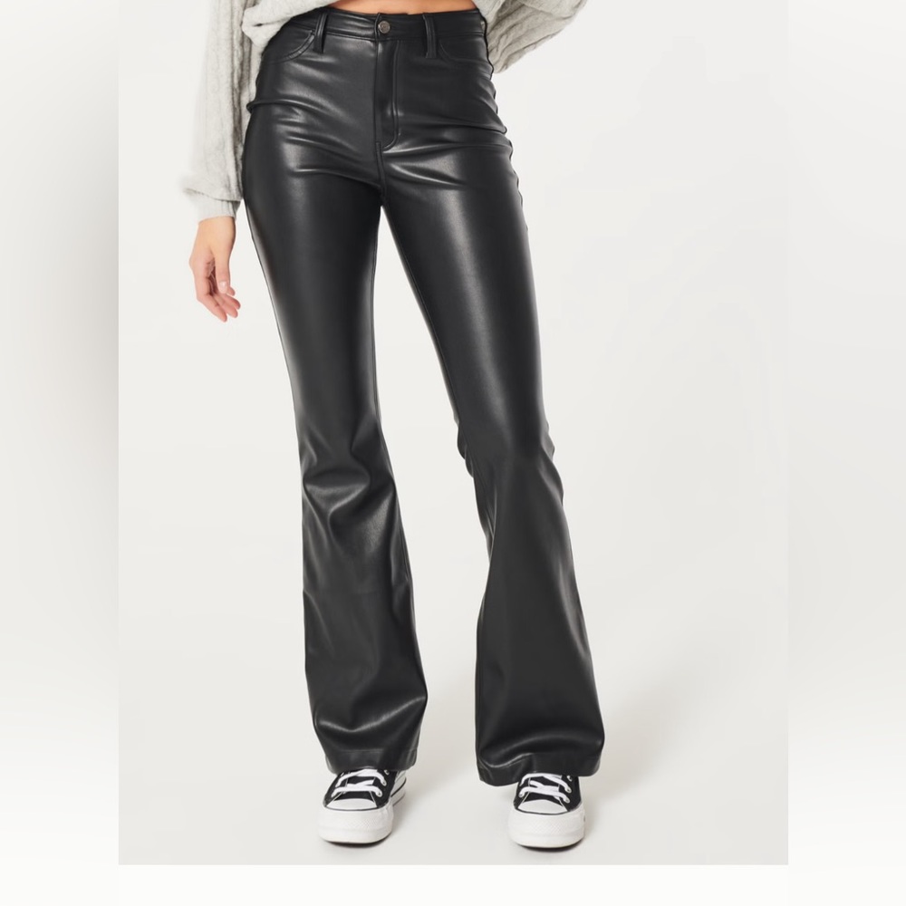 Hollister High rise Flare in two different colors brown & black